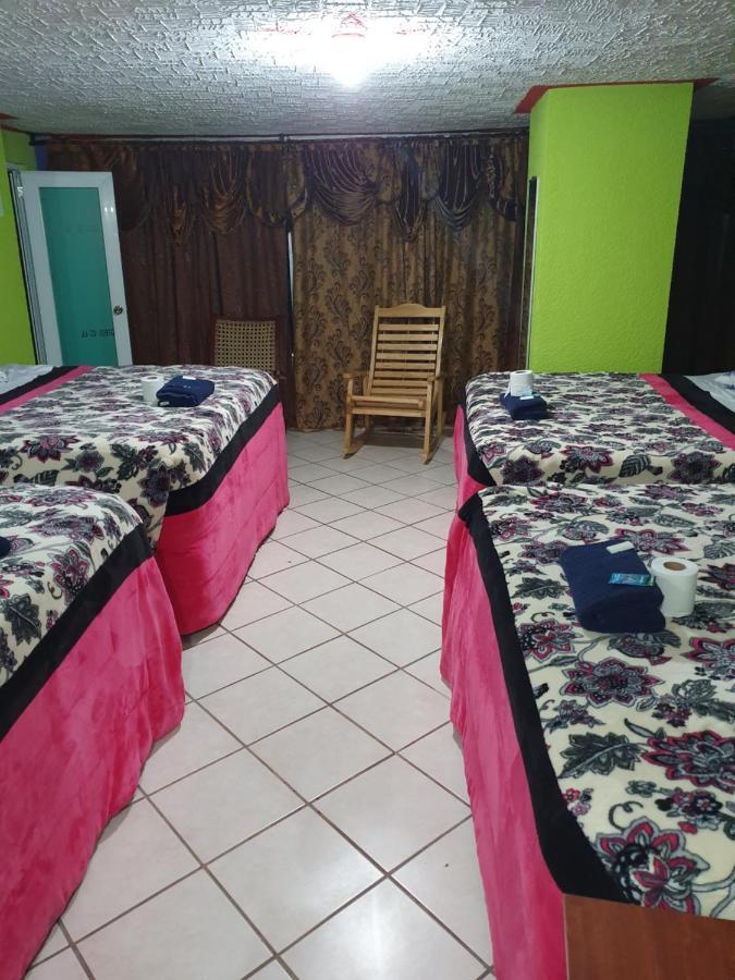 Hotel Kasa Kamelot 2 Quetzaltenango Exterior foto